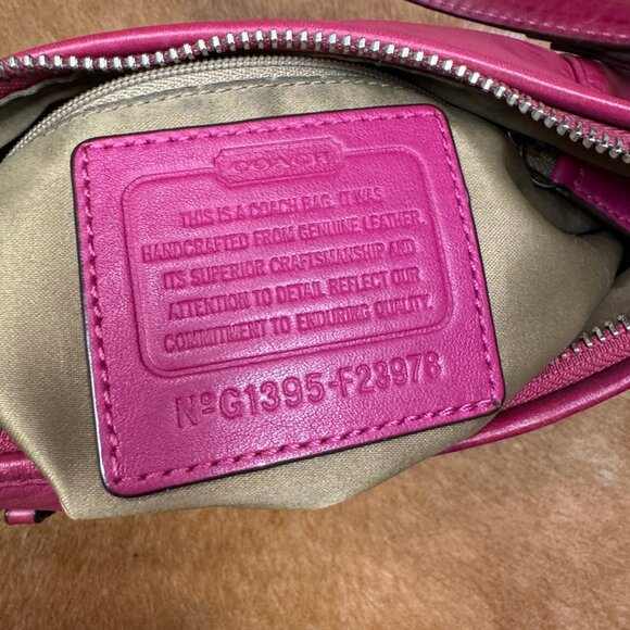 Coach Pink Shoulder Bag - Picture 6 of 6